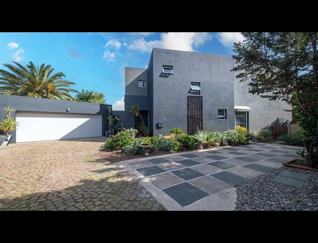 4 BEDROOM HOUSE FOR SALE IN MILNERTON RIDGE